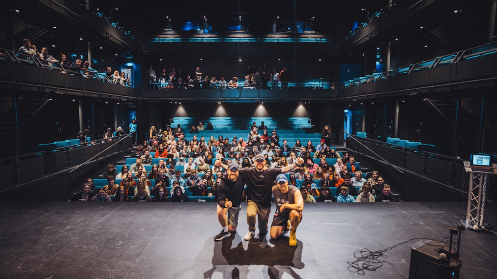 LOOP — Leeds Playhouse, packed house